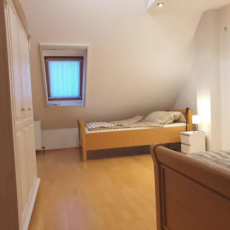 Appartement Neue Monteur 3monate, 20e / Furnished 3mths, 20e